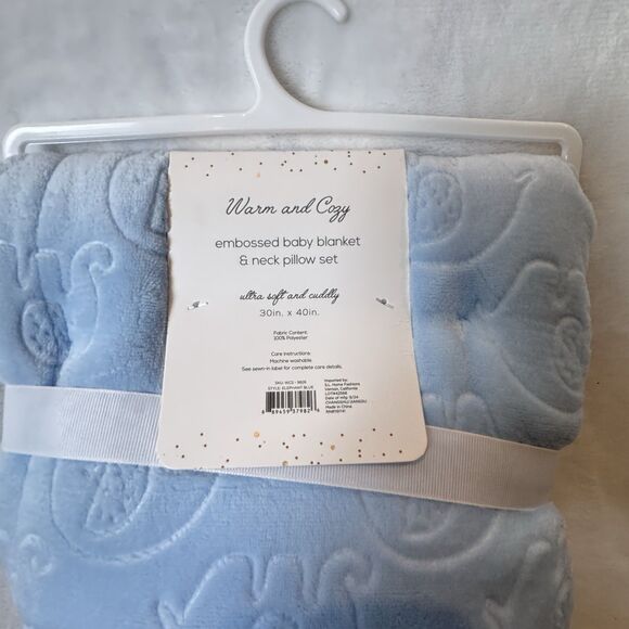 Warm & Cozy Blue Embossed Baby Blanket & Elephant Neck Pillow Set Ultra Soft - Picture 4 of 4